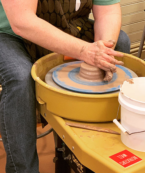 2 Hour Pottery Wheel Lessons (Ages 16+) – CURIO